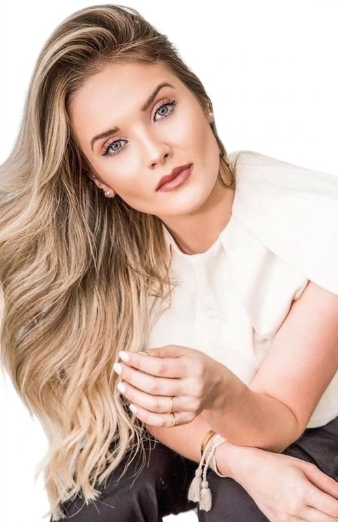 Retrato de Kimberly Dos Ramos